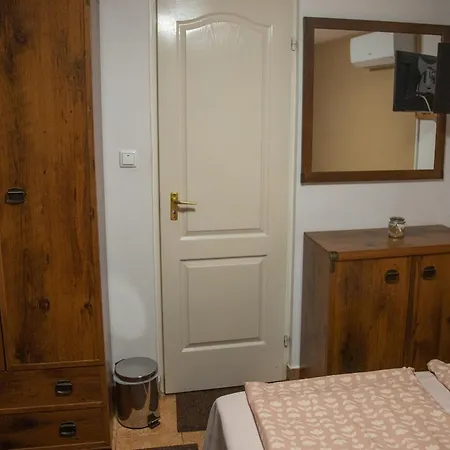 Erika Mini Apartman Gyula