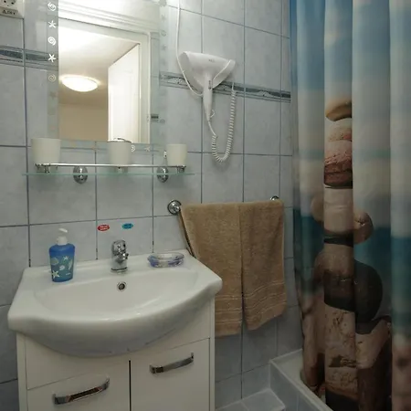 Erika Mini Apartman Apartment *